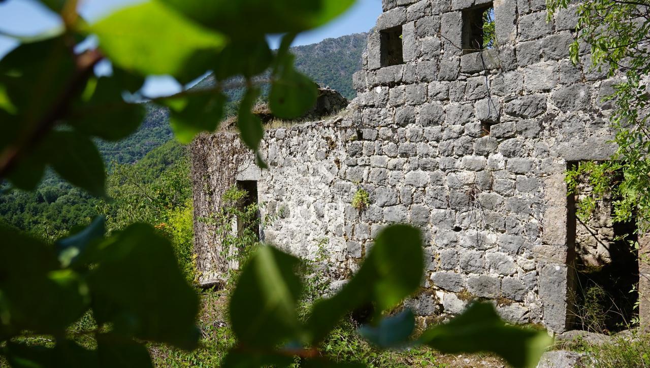 Camp Podkraj Hotel Virpazar Luaran gambar