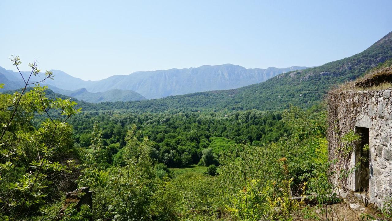 Camp Podkraj Hotel Virpazar Luaran gambar